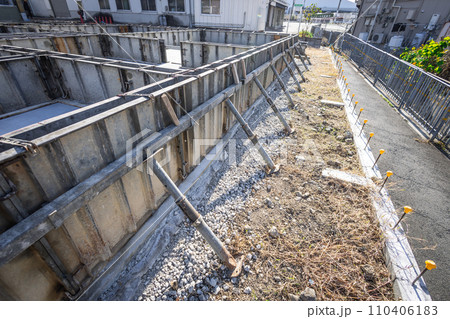 基礎 基礎 110406183