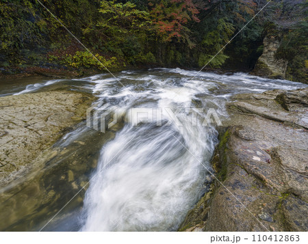養老渓谷・養老川 粟又の滝上流側 / Yoro River, Isumi, Japan 110412863