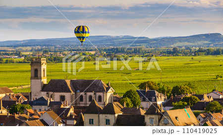 Balloon ride over Pommard village, France Balloon ride over Pommard village, France 110419025