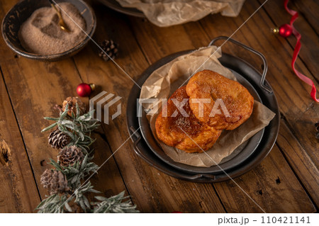 Traditional Christmas Rabanadas 110421141
