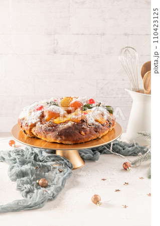 Bolo do Rei or King's Cake 110423125