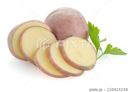 Red sliced potatoes Red sliced potatoes 110423239