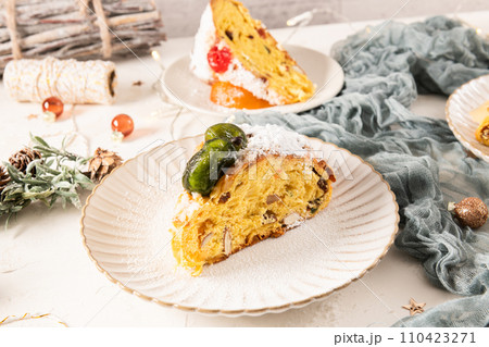 Bolo do Rei or King's Cake 110423271