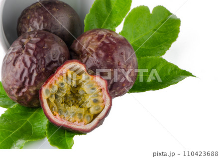 Fresh passion fruit 110423688