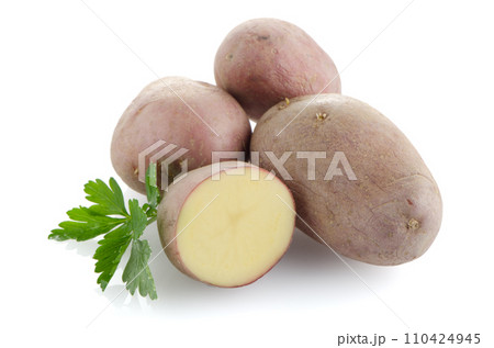 Red sliced potatoes 110424945