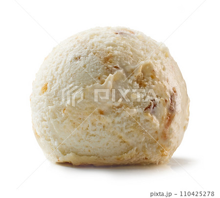 maple syrup and walnut ice cream scoop maple syrup and walnut ice cream scoop 110425278