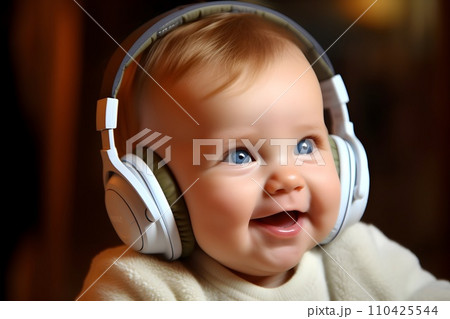 ヘッドフォンで音楽を聴く赤ちゃん8 AI生成画像 ヘッドフォンで音楽を聴く赤ちゃん8 AI生成画像 110425544