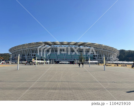 静岡県小笠山総合運動公園にあるエコパスタジアム 110425910