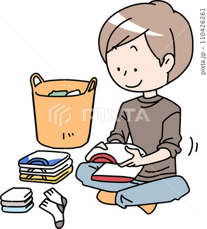 洗濯物をたたむ男性 110426261