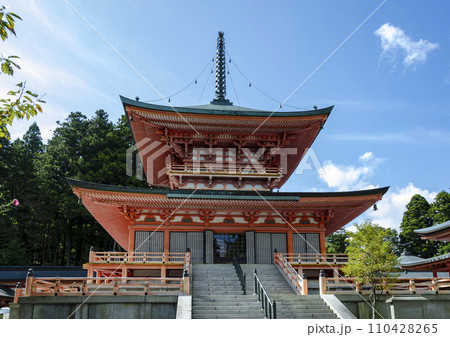 比叡山延暦寺法華総持院東塔 110428265