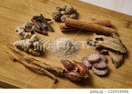 漢方 漢方薬 薬膳 kampo medicine 漢方 漢方薬 薬膳 kampo medicine 110434466