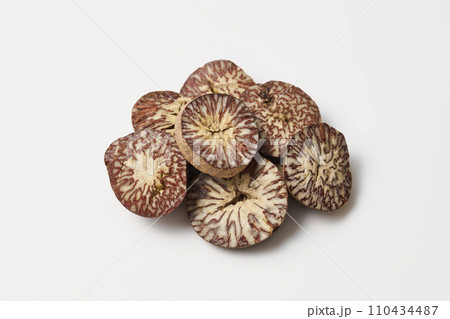 漢方　漢方薬　薬膳　kampo medicine　檳榔　ビンロウ 110434487