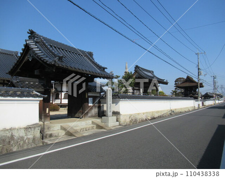 国の重要伝統的建造物群保存地区に推薦された津山市城西地区の街並み 110438338