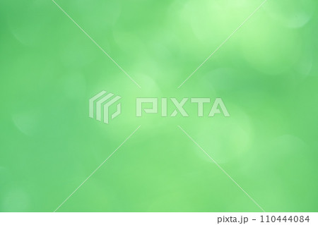 グリーンカラー系玉ボケイメージ　背景素材 110444084