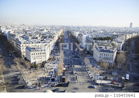 屋上から眺める街並み 110455641