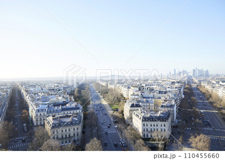 屋上から眺める街並み 110455660
