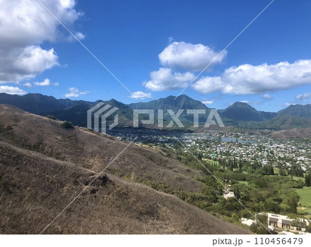 ハワイのラニカイピルボックストレイル（カイヴァリッジ・トレイル） 110456479