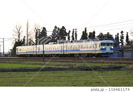 北陸本線 東富山ー水橋 JR西日本 475系 A25編成(金沢) 北陸本線 東富山ー水橋 JR西日本 475系 A25編成(金沢) 110461174
