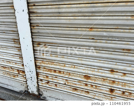 シャッターのサビ シャッターのサビ 110461955