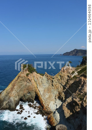 宇久須 黄金崎 ジオパーク 熱水変質 風景 宇久須 黄金崎 ジオパーク 熱水変質 風景 110464098