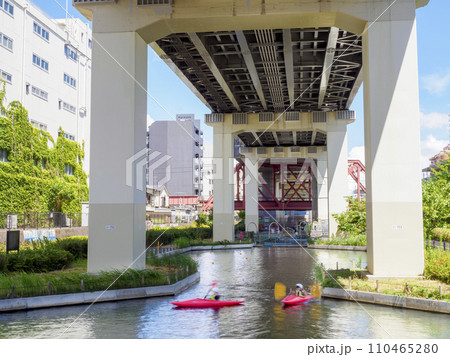 竪川河川敷公園・江東区 竪川河川敷公園・江東区 110465280