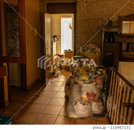 Trash in the kitchen Trash in the kitchen 110467131