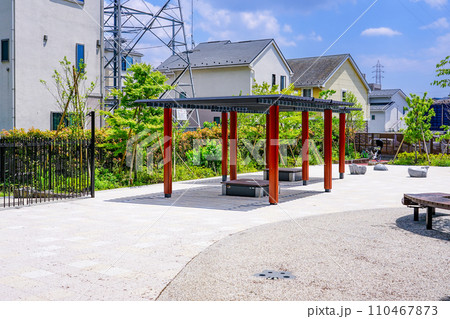 東高根森林公園に設置された防災パーゴラ（神奈川県川崎市） 110467873