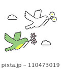 花をくわえて空を飛ぶ鳥たち 110473019