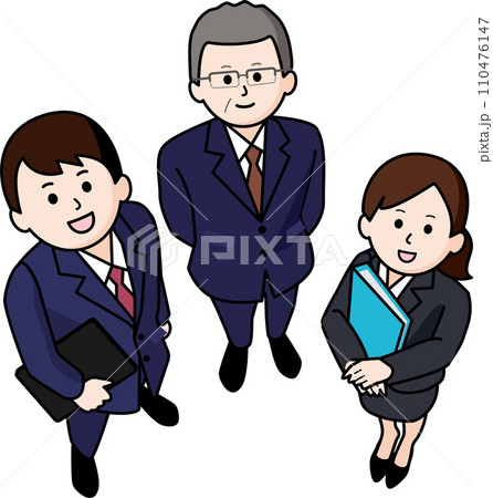 仕事でチームを組むスーツの男女3人 110476147