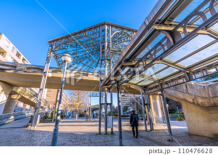 日本の横浜都市景観 横浜市営地下鉄 中川駅(副名称・東京都市大横浜キャンパス前)前などを望む=1月 日本の横浜都市景観 横浜市営地下鉄 中川駅(副名称・東京都市大横浜キャンパス前)前などを望む=1月 110476628