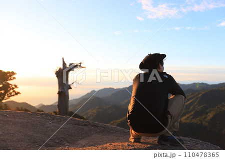 屋久島太鼓岩 110478365