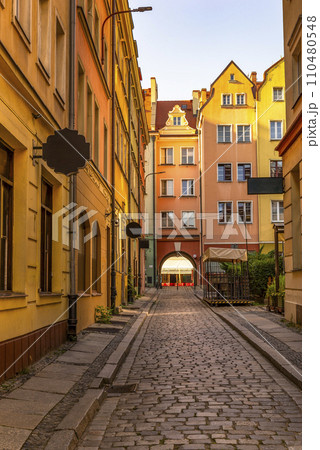 Narrow street in Wroclaw 110480548