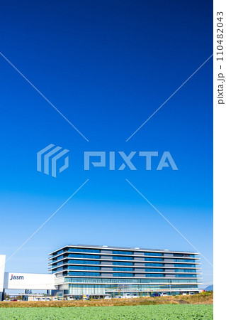 動き出す「1兆円工場」熊本工場建設地 『TSMC』(JASM)台湾積体電路製造 日本(冬)熊本県菊陽 動き出す「1兆円工場」熊本工場建設地 『TSMC』(JASM)台湾積体電路製造 日本(冬)熊本県菊陽 110482043