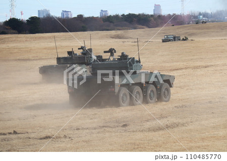 演習中の機動戦闘車 110485770