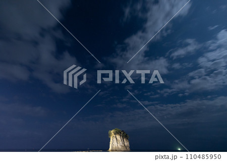 震災前 夜空の軍艦島 震災前 夜空の軍艦島 110485950