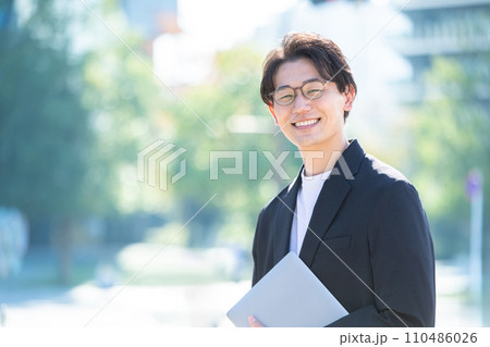 ビジネス・男性 110486026