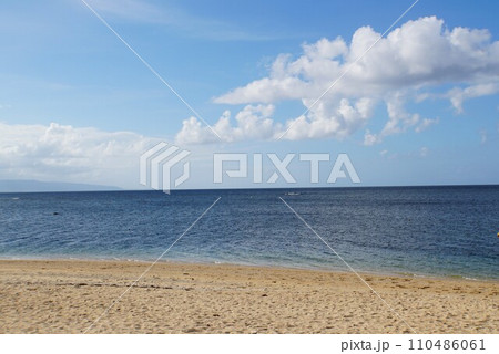 フサキビーチの風景　石垣島 110486061