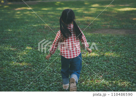 5 years old 5 years old 110486590