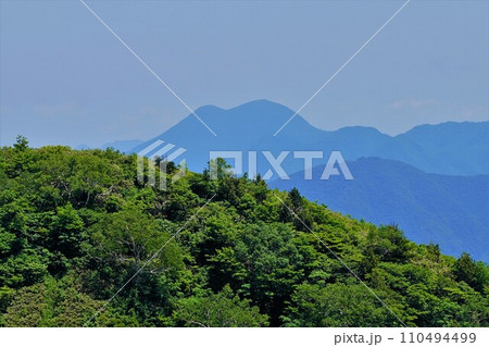 七ヶ岳からの二岐山 110494499