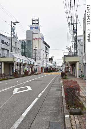 西中町商店街(富山県上市町) 西中町商店街(富山県上市町) 110496471