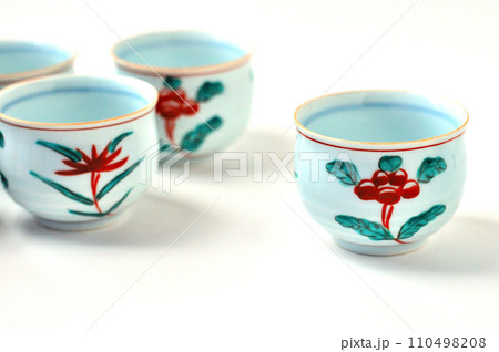 美濃焼赤絵の湯呑みセット 110498208