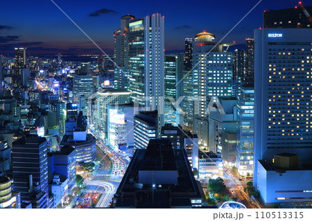 大阪駅前第3ビルからの夜景 大阪駅前第3ビルからの夜景 110513315