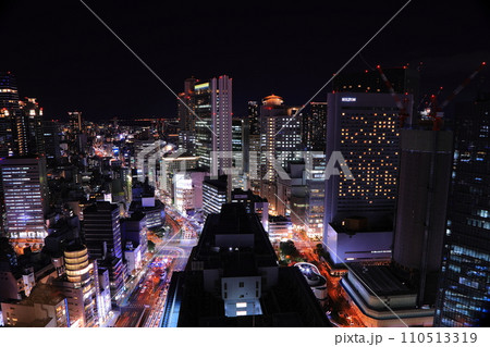 大阪駅前第3ビルからの夜景 大阪駅前第3ビルからの夜景 110513319