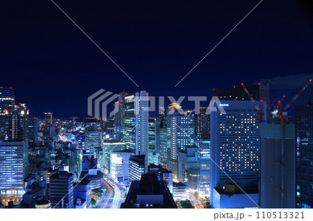 大阪駅前第3ビルからの夜景 110513321