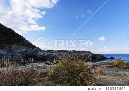 神奈川県三浦市城ヶ島の冬 110515863