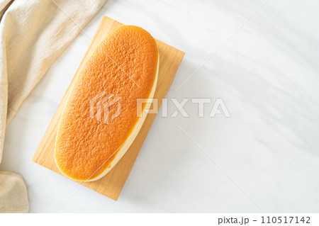 cheese cake in Japanese style 110517142