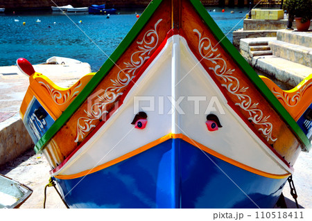 マルタ・セントジュリアンズ・スピノーラ湾 110518411