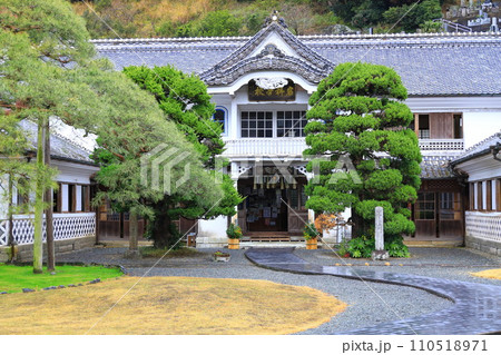 (静岡県)重要文化財 岩科(いわしな)学校 (静岡県)重要文化財 岩科(いわしな)学校 110518971
