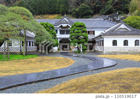 (静岡県)重要文化財 岩科(いわしな)学校 (静岡県)重要文化財 岩科(いわしな)学校 110519017
