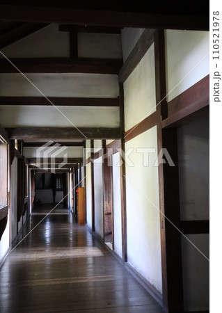 兵庫　姫路城 西の丸長局の内部 110521978